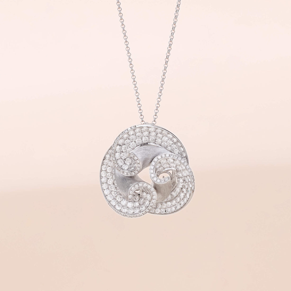 2.05ct.tw. Natural Diamond Pendant in 18K Gold