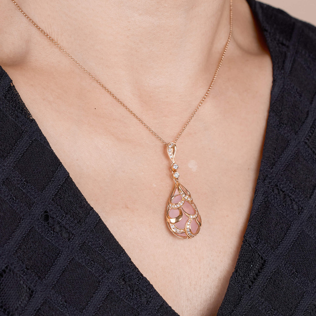 18K Gold Rose Quartz and Diamond Pendant