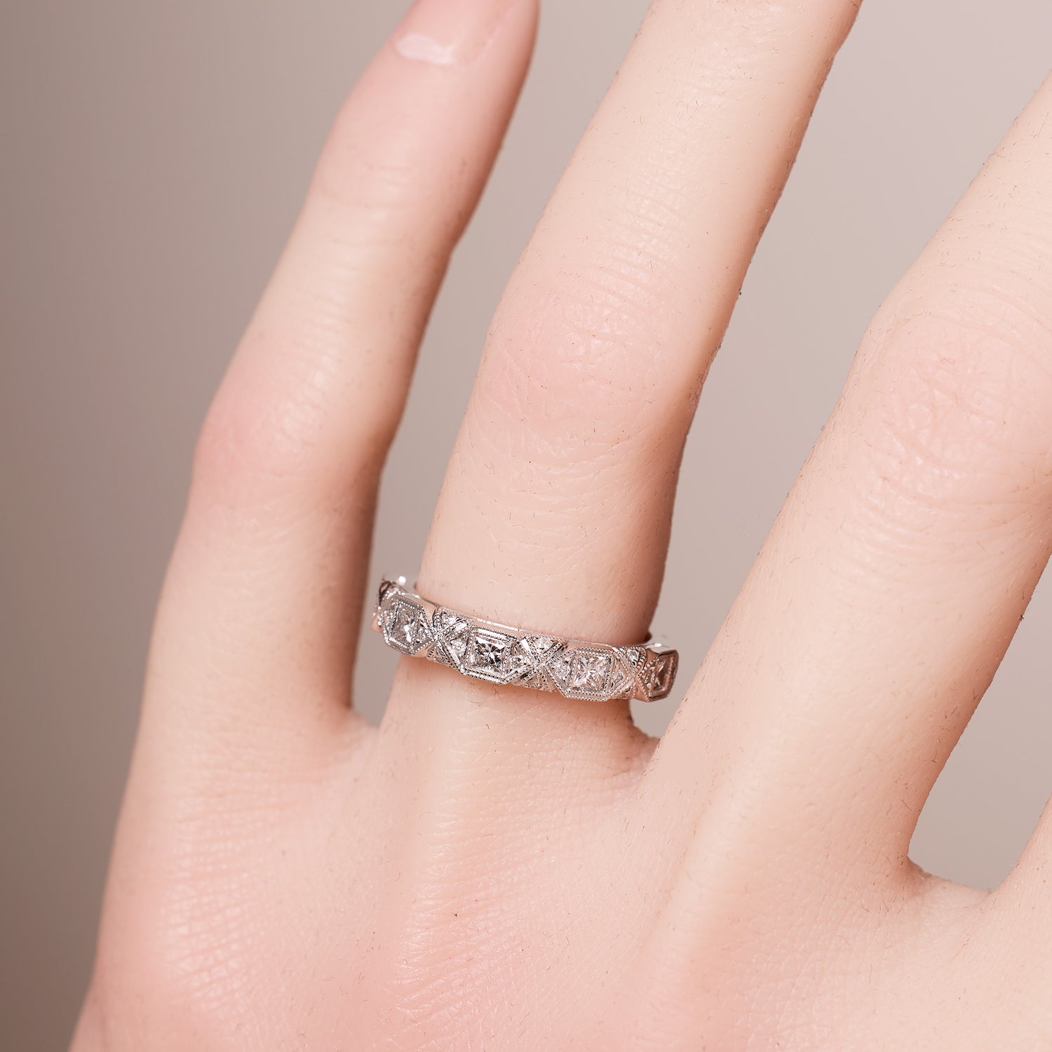 Multi-Diamond Vintage-Style Stackable Band