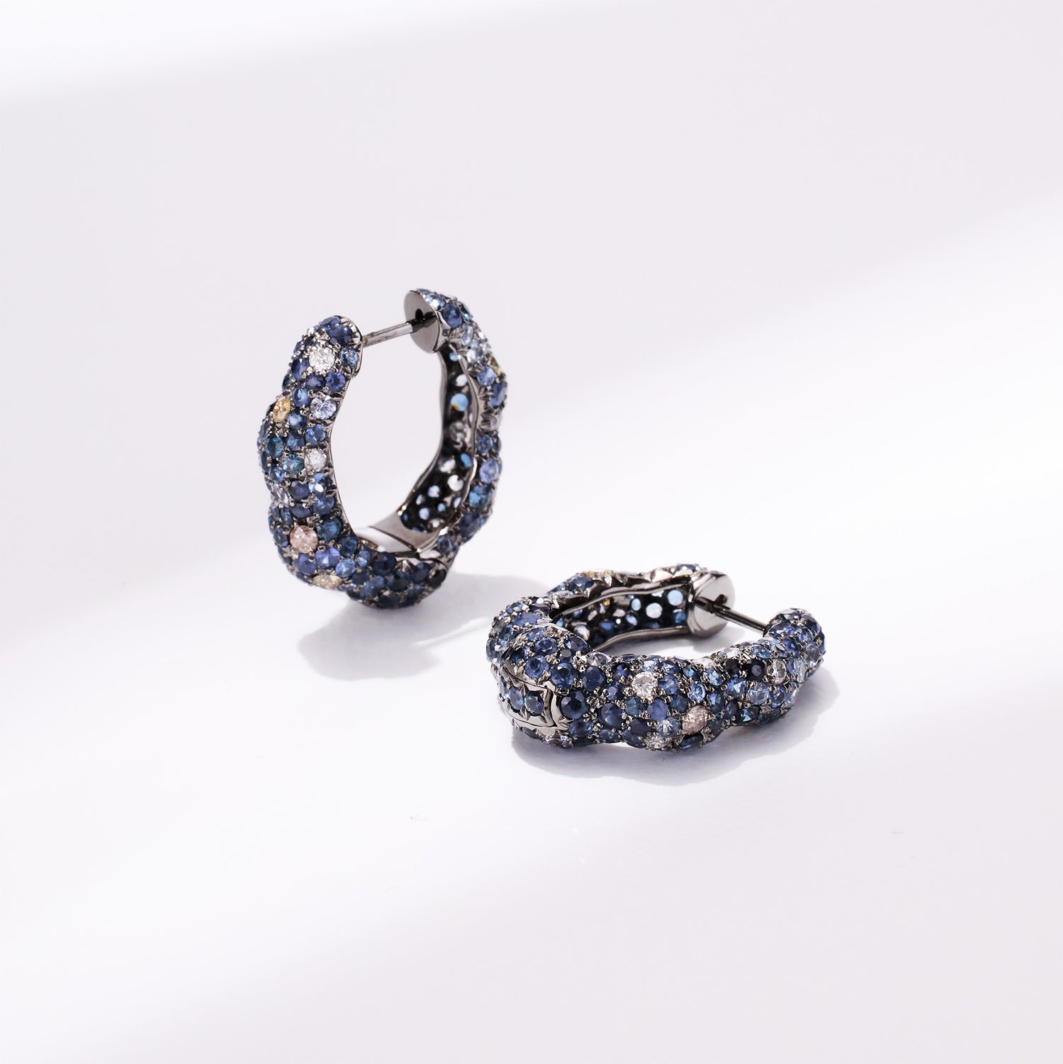 18K Gold Blue Sapphire &amp; Diamond Hoop Earrings