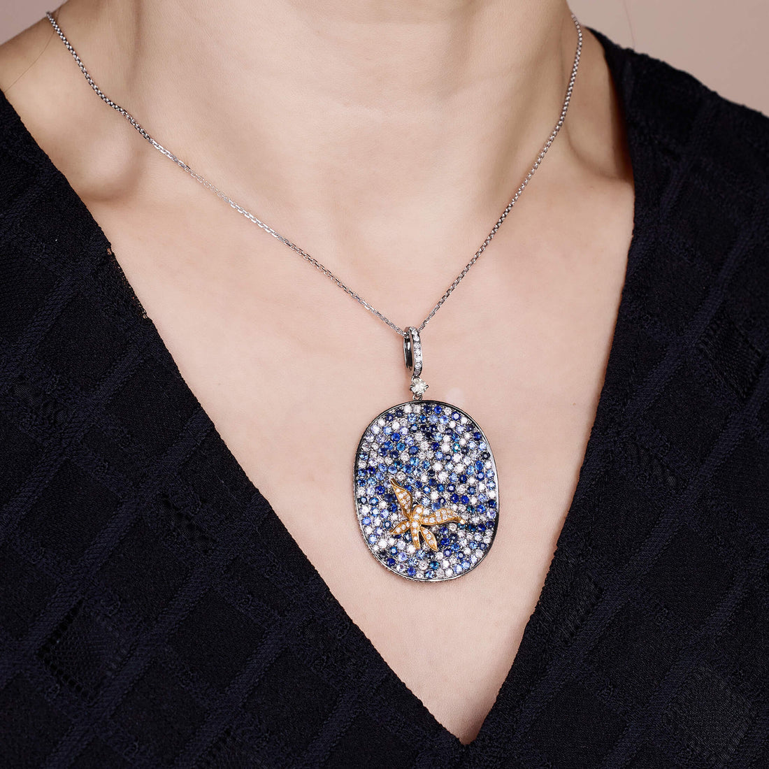 18K Gold Blue Sapphire &amp; Diamond Pendant