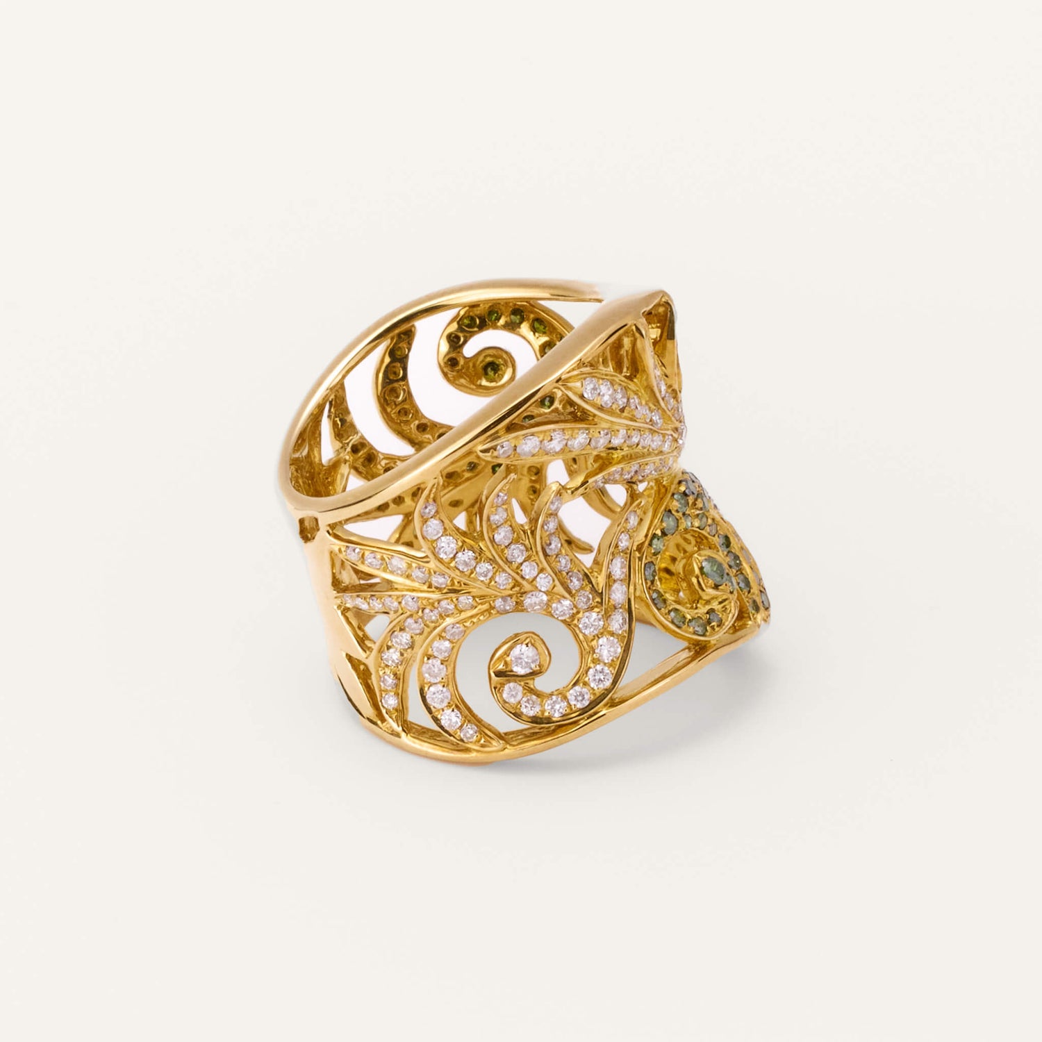 18K Gold Swirl Diamond Ring