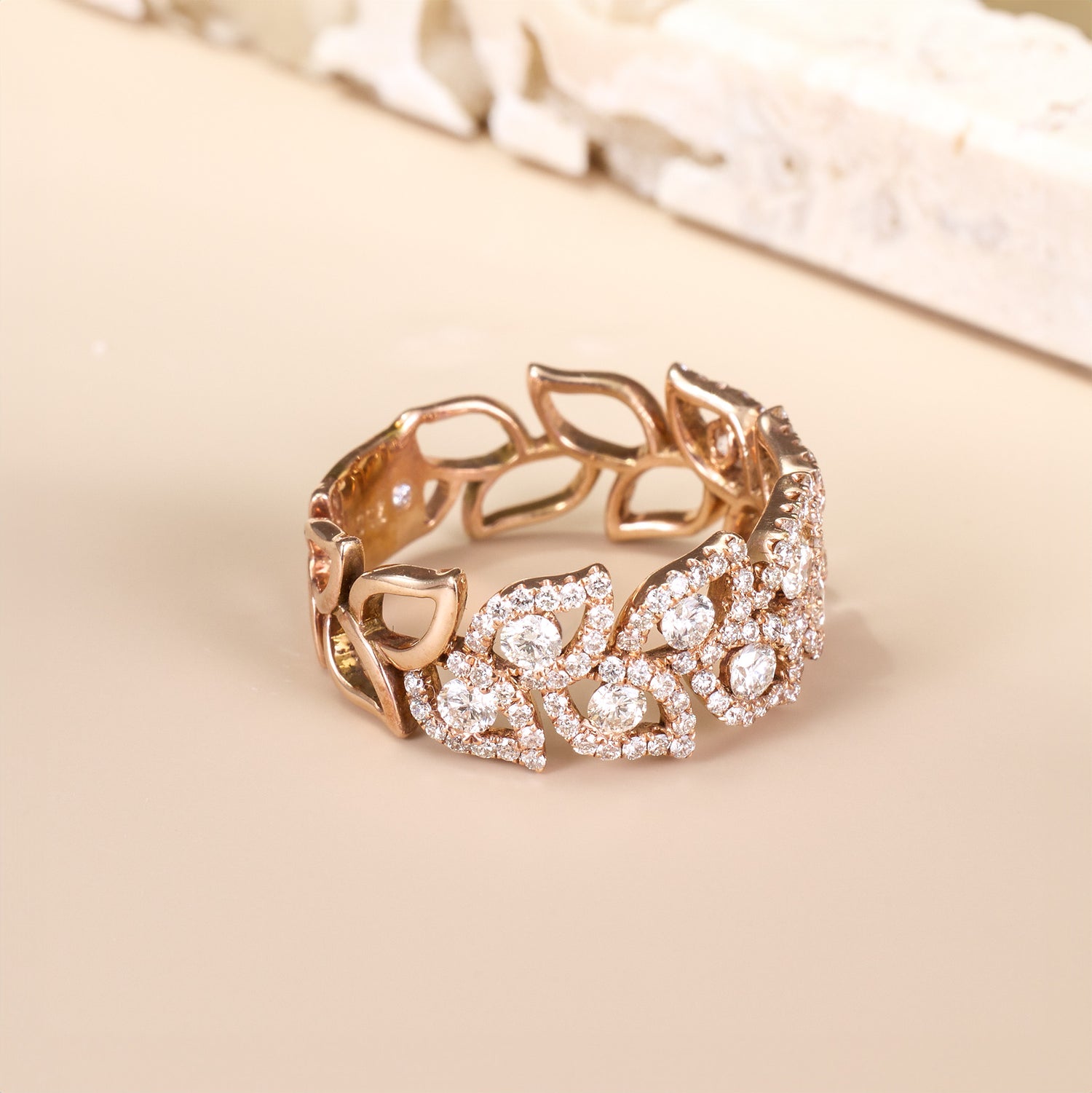 1.16ct.tw. Vintage-inspired Diamond Filigree Ring in 14K Gold