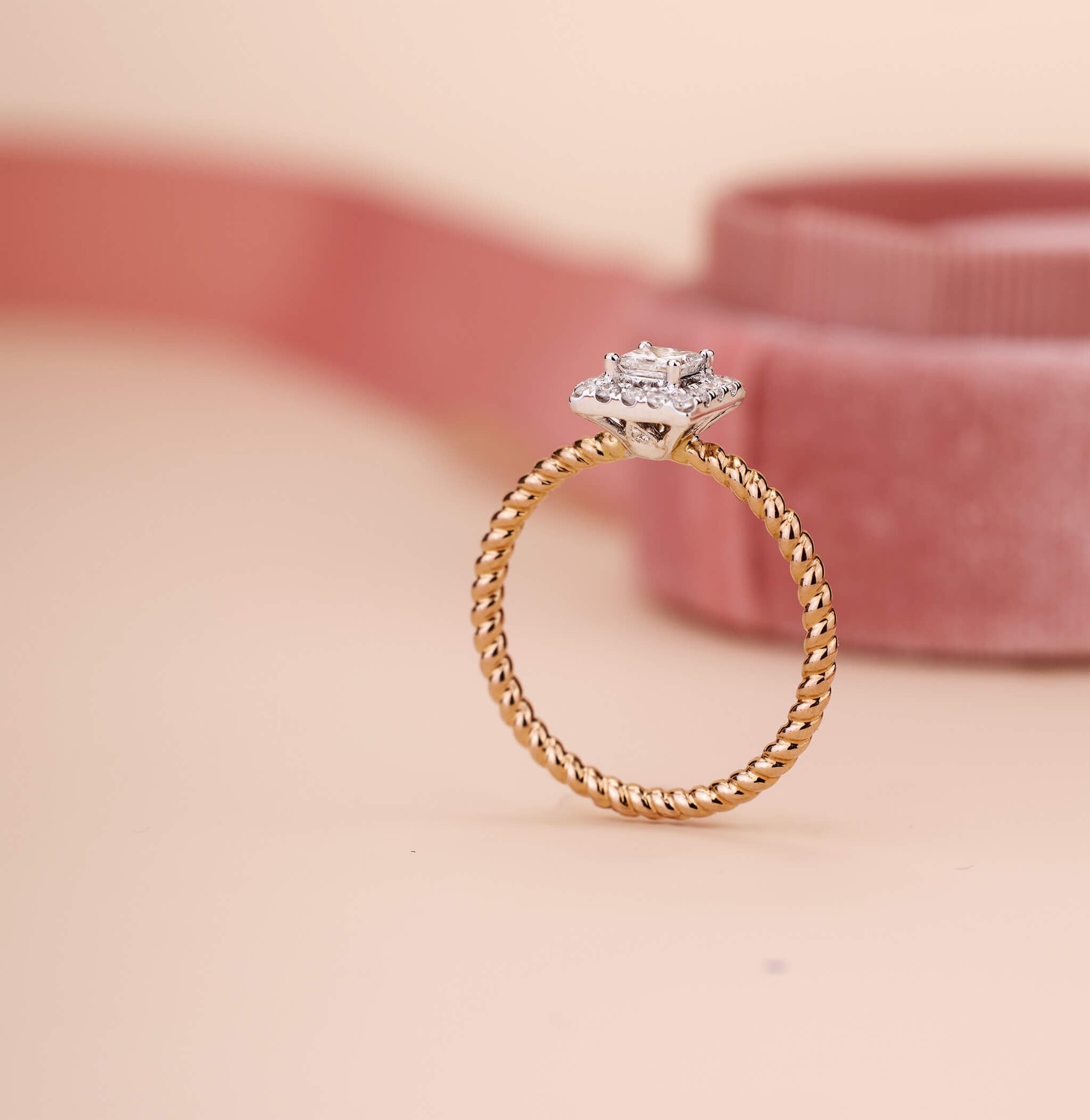 18K Gold Unique Princess-Cut Diamond Engagement Ring