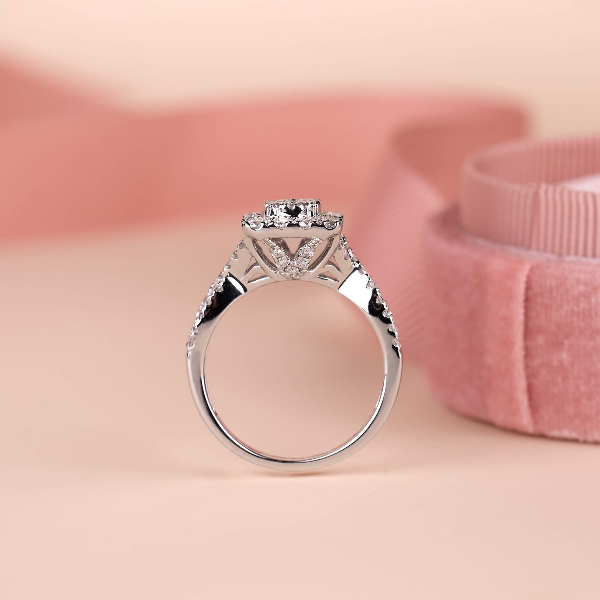 1.09 ct.tw.Classic Diamond Halo Ring