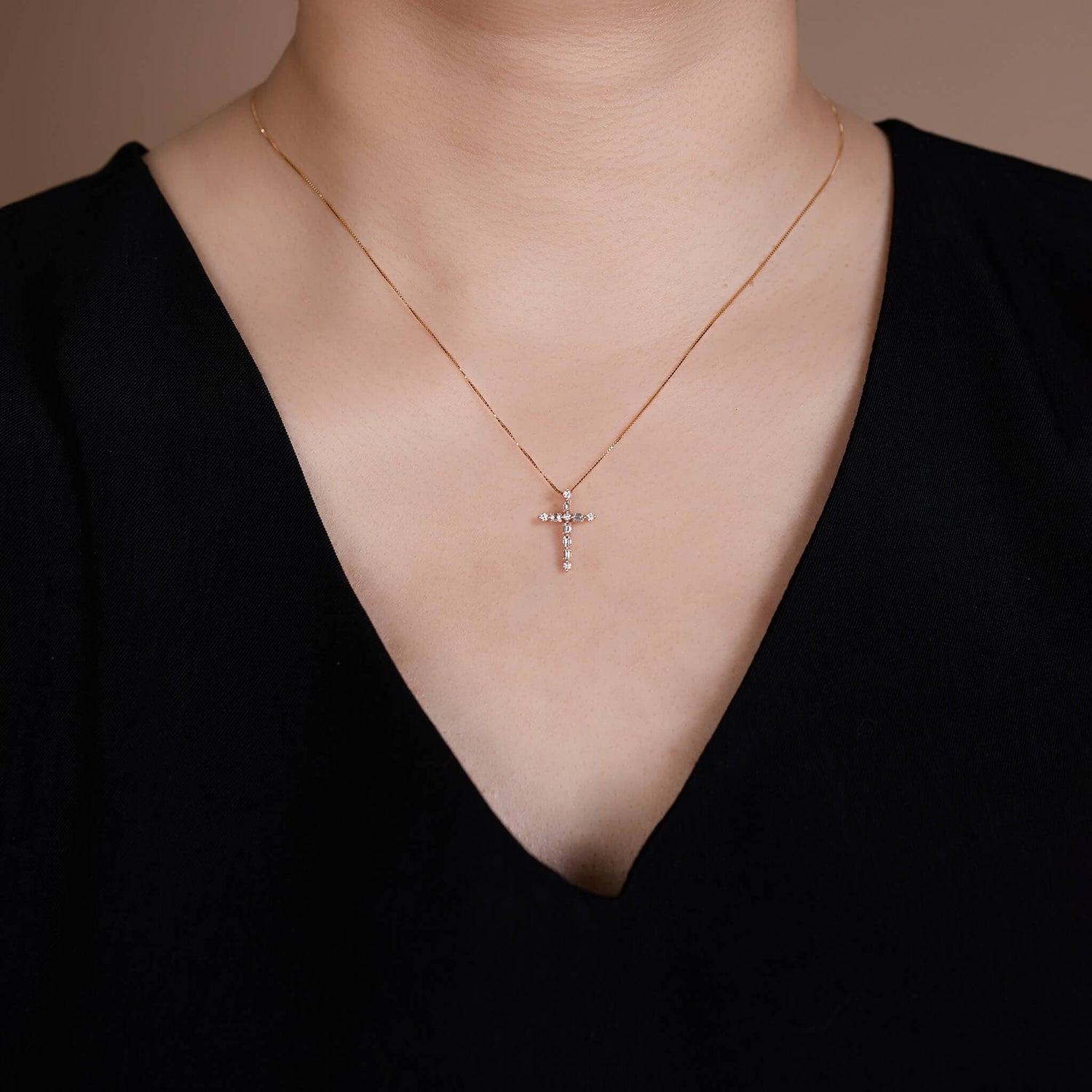 14K Gold Minimalist Cross Pendant with Natural Diamond