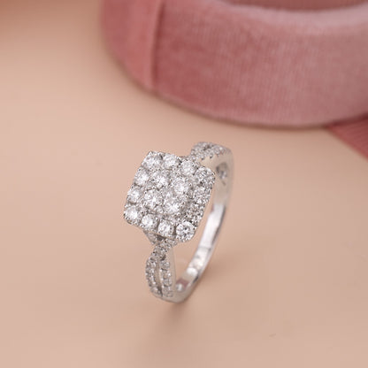 1.09 ct.tw.Classic Diamond Halo Ring