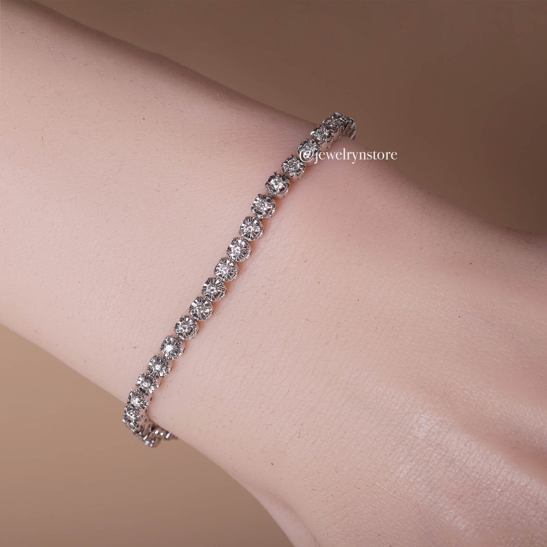 1.21 ct.tw. Diamond Bracelet in 18K Gold